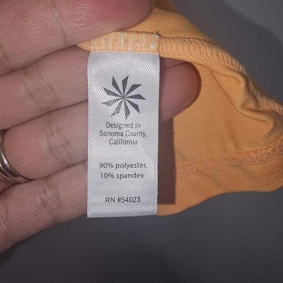 Athleta Womens Pacifica UPF Tee Orange Short Sleeve Size Small - Picture 8 of 13